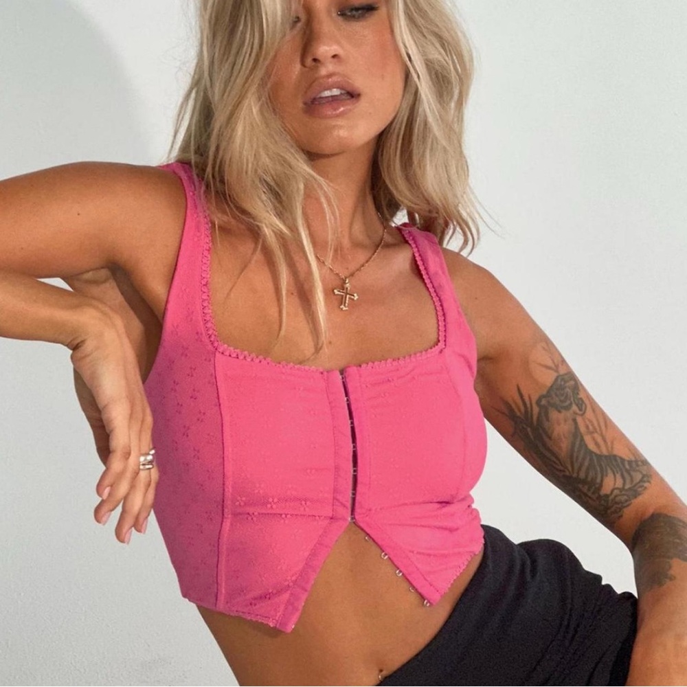 Pink Sleeveless Crop Top